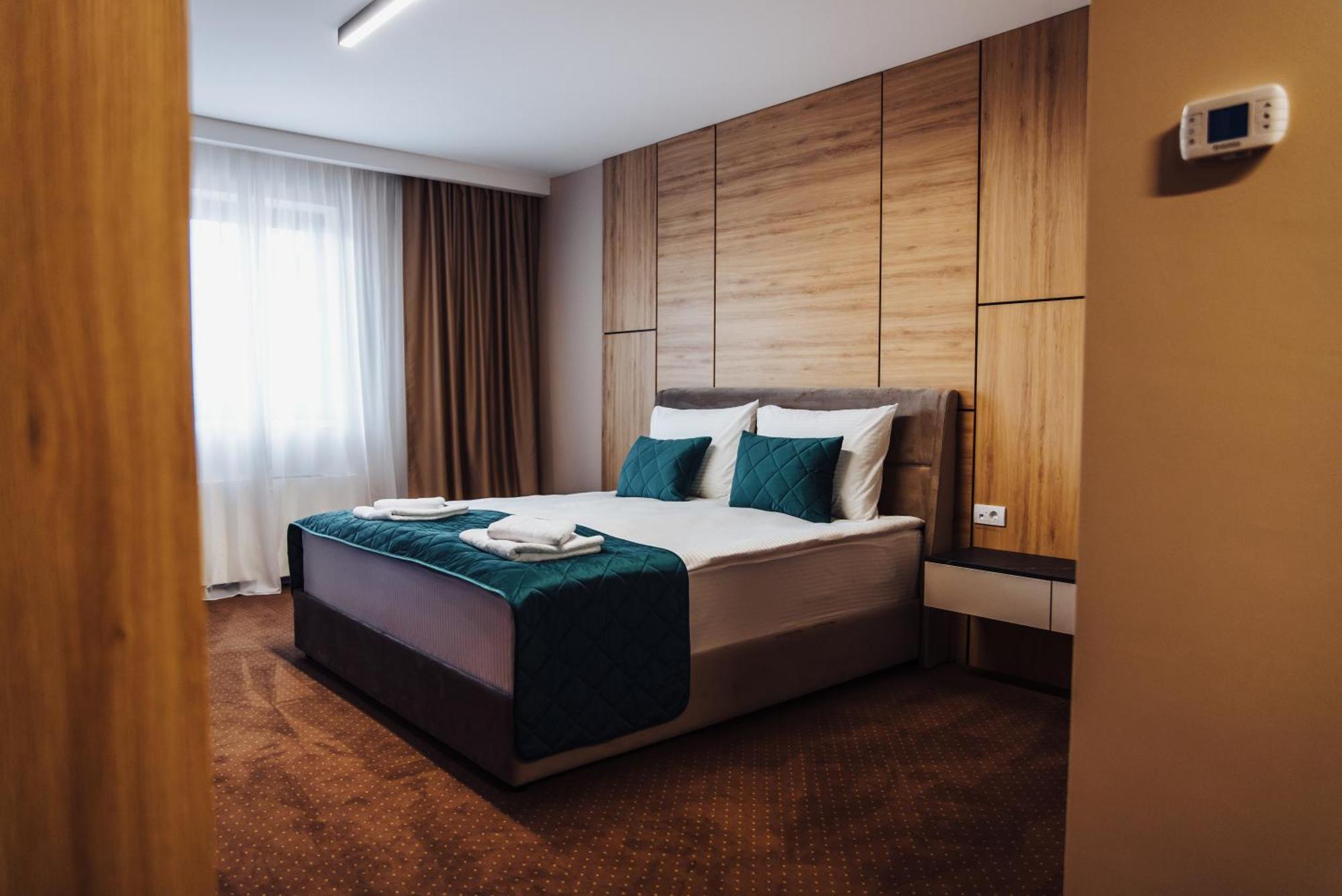 Hotel Brcko Gas Sarajevo Lukavica Extérieur photo