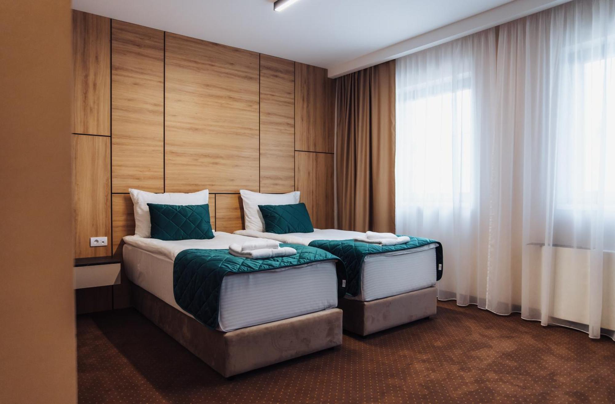 Hotel Brcko Gas Sarajevo Lukavica Extérieur photo