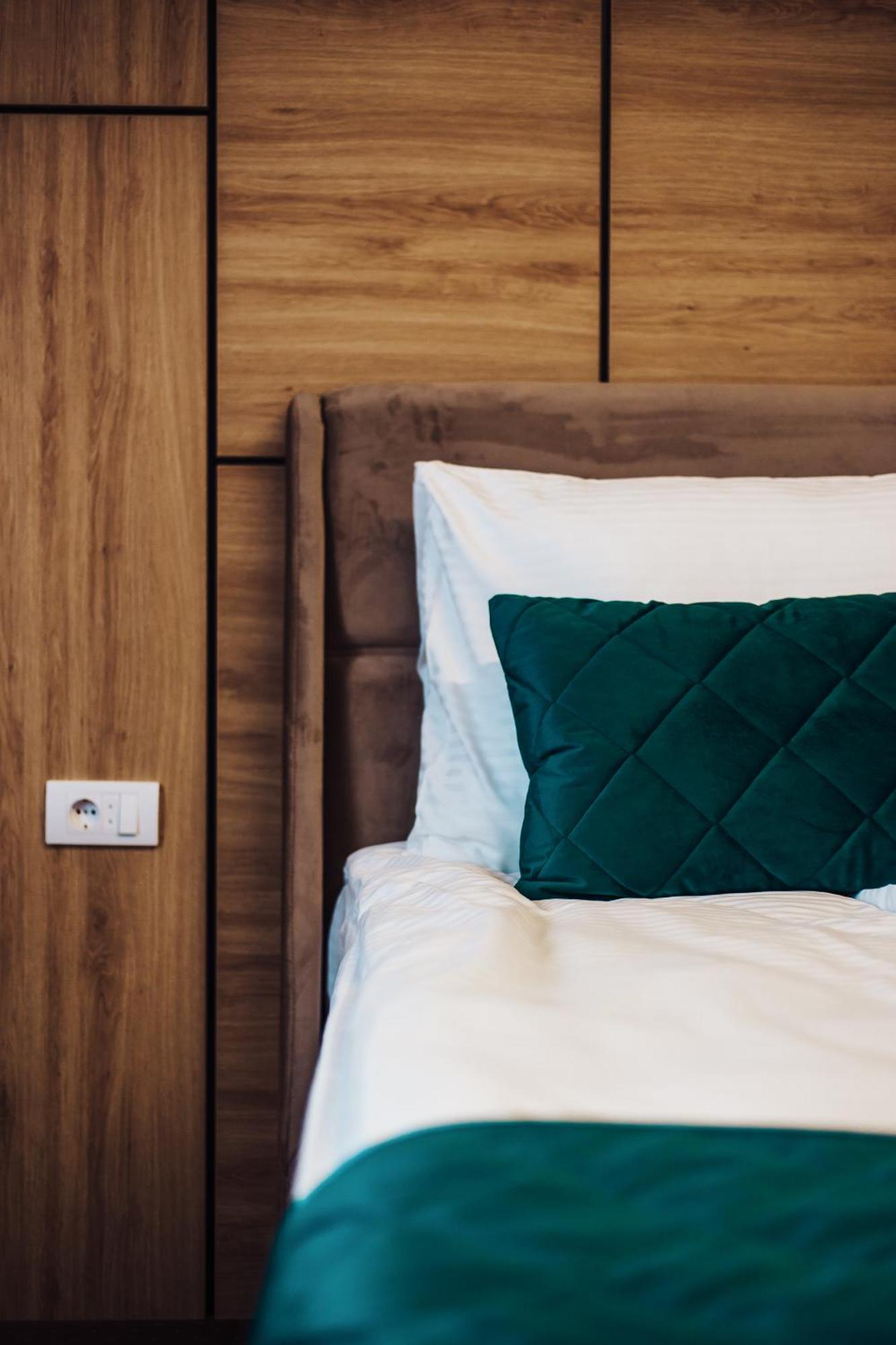 Hotel Brcko Gas Sarajevo Lukavica Extérieur photo